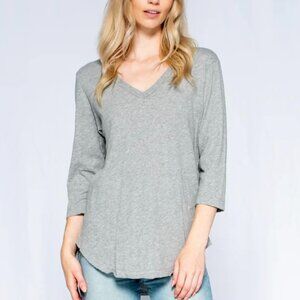 Wilt 3/4 Sleeve V-Neck Shirttail Tee w/Raw Hem Top
